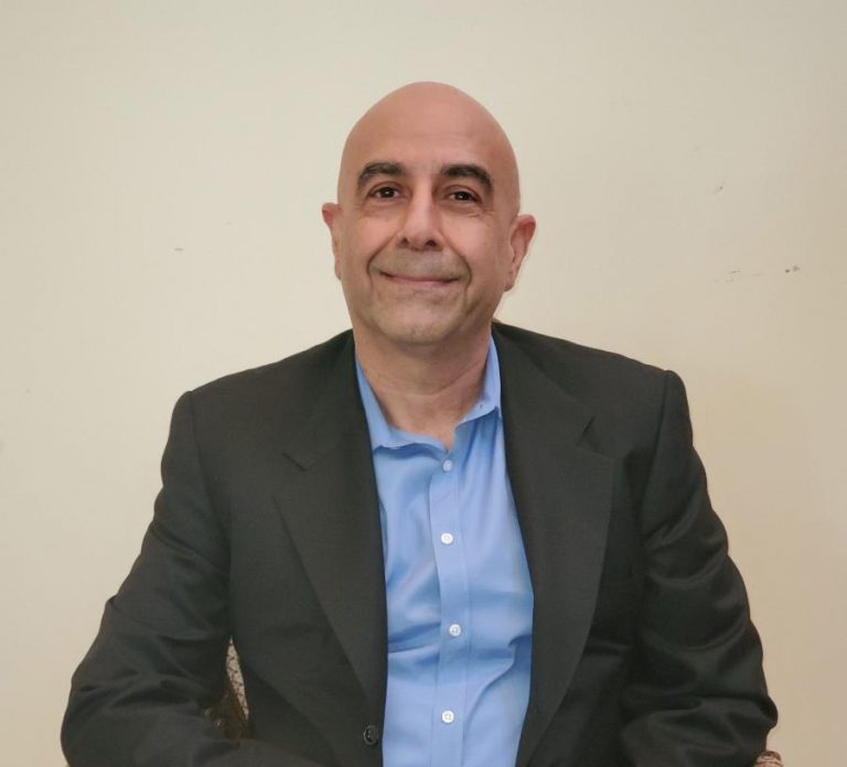 Dr Behnam Partovi
